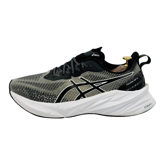 Asics Novablast 3 'Black Graphite' Shoes (Size 41.5) - 1011B591