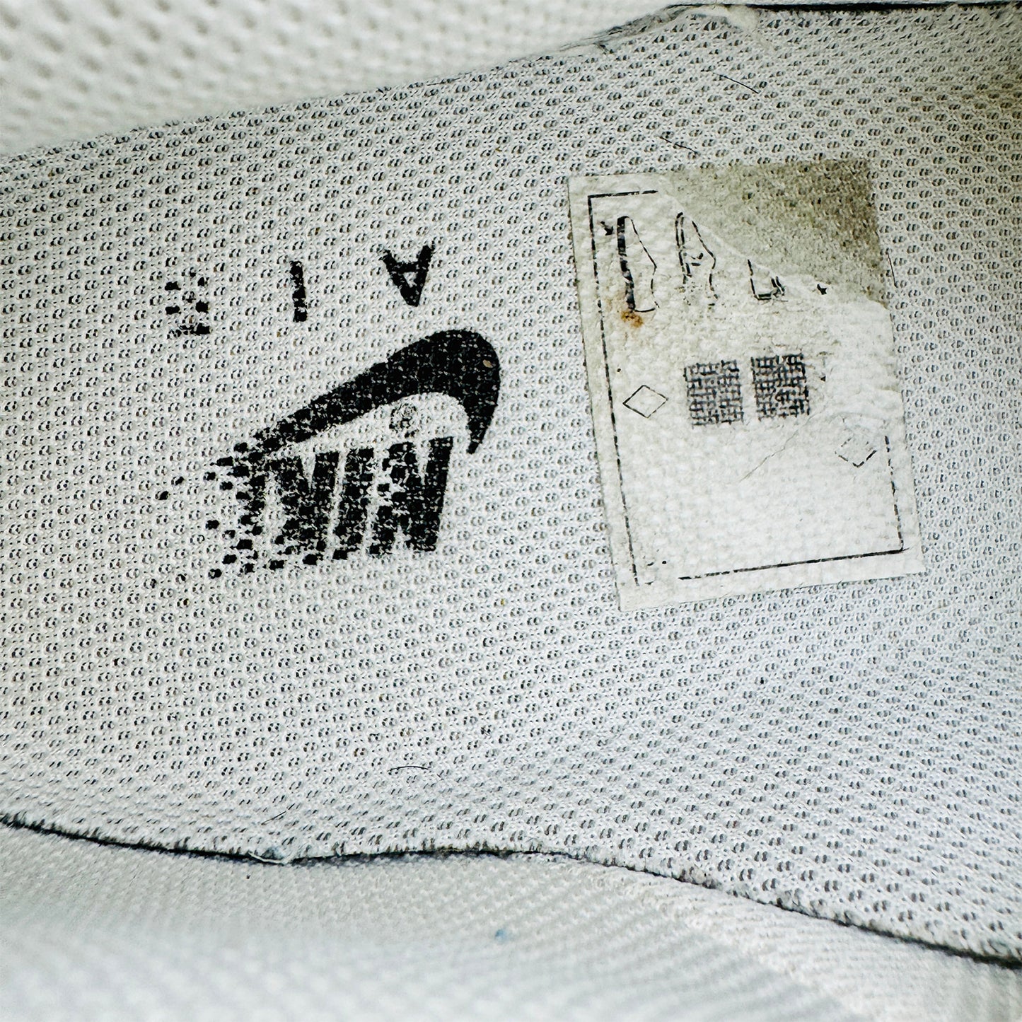 Nike Men's Air Force 1 '07 Sneakers (Size 43) - CJ0952-100