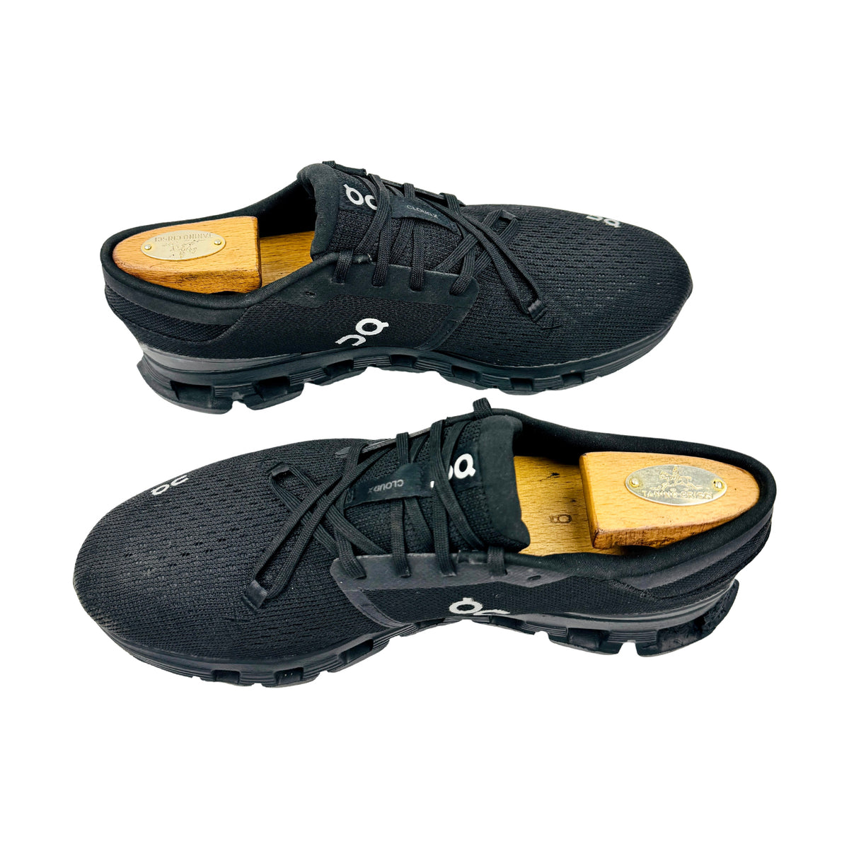 On Running Cloud X 4 Black Shoes (Size 42.5) - 3ME30040106