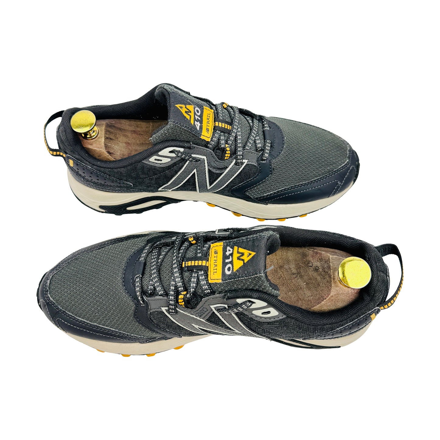 New Balance 410 v7 'Charcoal' Shoes (Size 42/42.5) - MT410LG7