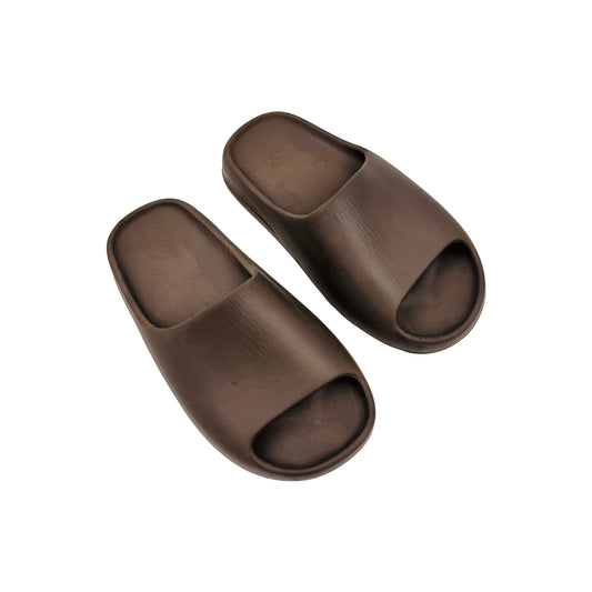Adidas Yeezy 'Earth Brown' Slides (Size 39/39.5)