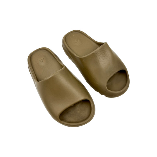 Adidas Yeezy Brown EVA Slides (Size 41)