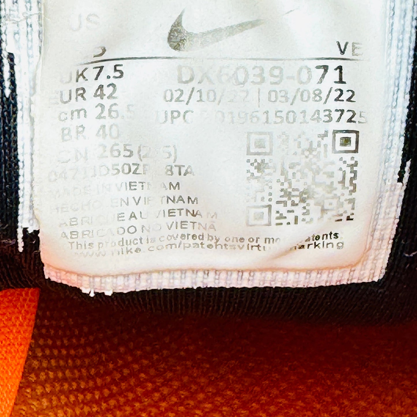 Nike Air Zoom Pegasus 39 Shoes (Size 42) - DX6039-071