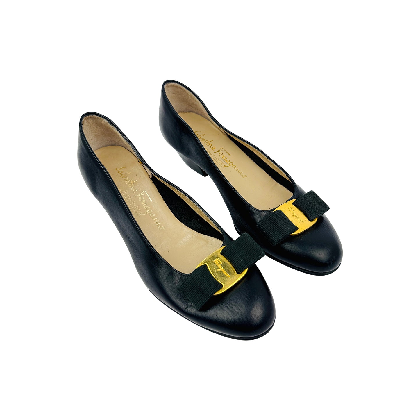 Salvatore Ferragamo Women's Vara Bow Pump Shoes (Size 36)