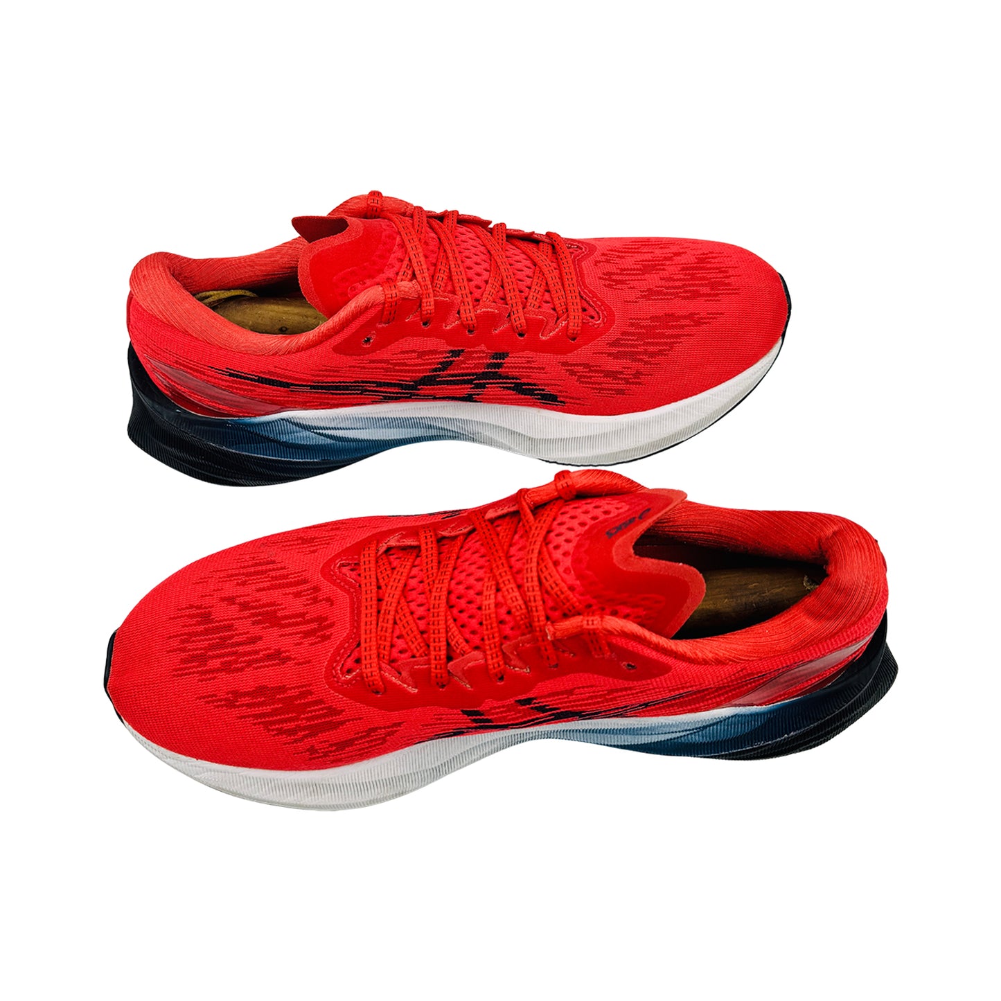 ASICS Novablast 3 'Electric Red' Shoes (Size 43.5) - 1011B458