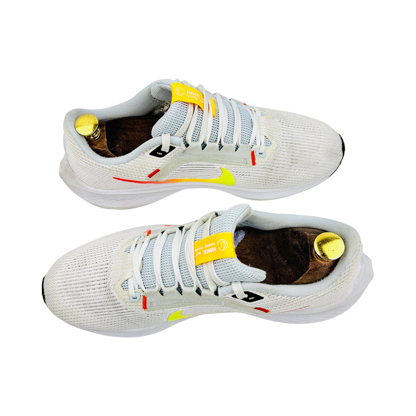Nike Pegasus 40 White Shoes (Size 42) - DV3854-102