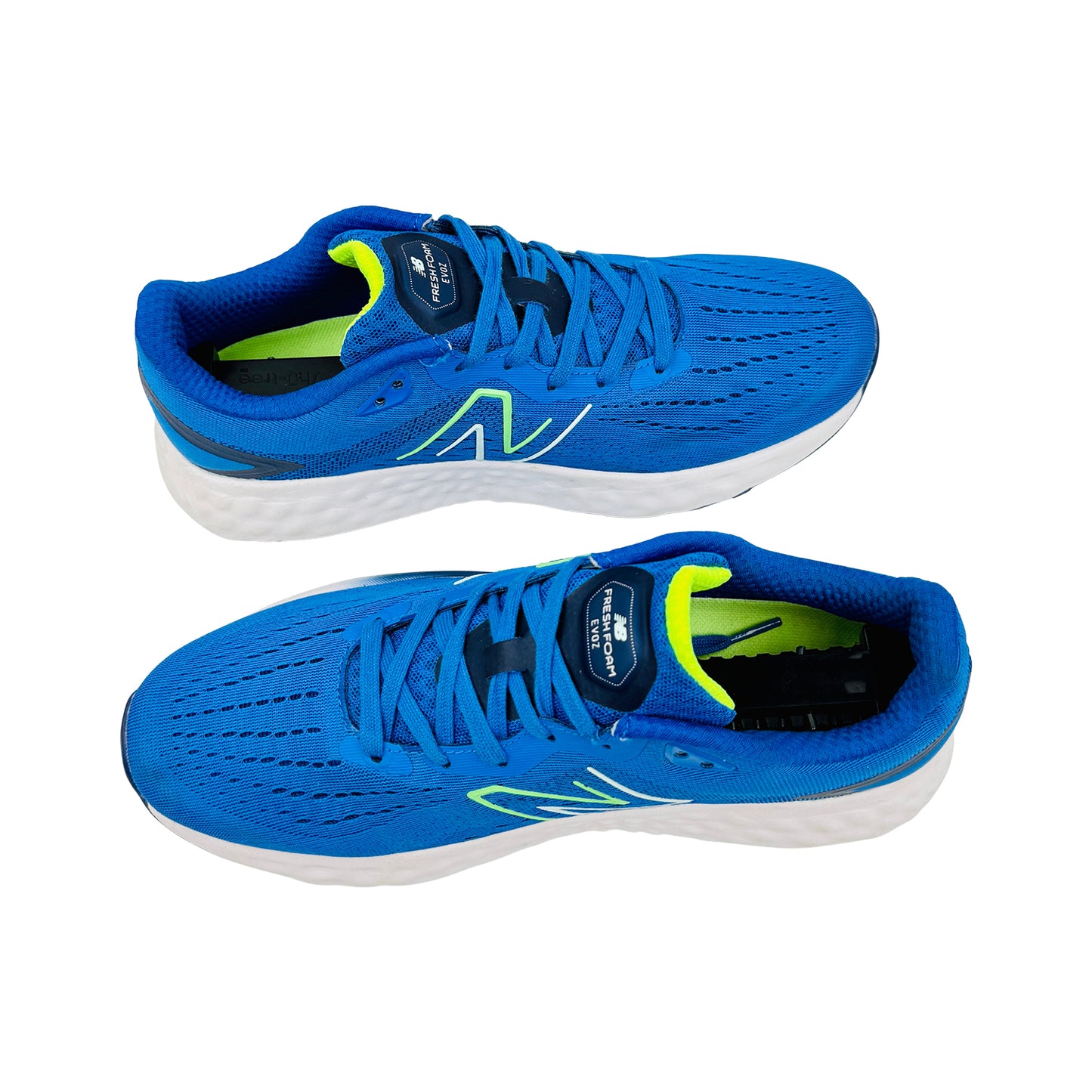 New Balance Fresh Foam EVOZ V2 Shoes (Size 41.5) - MEVOZLB2