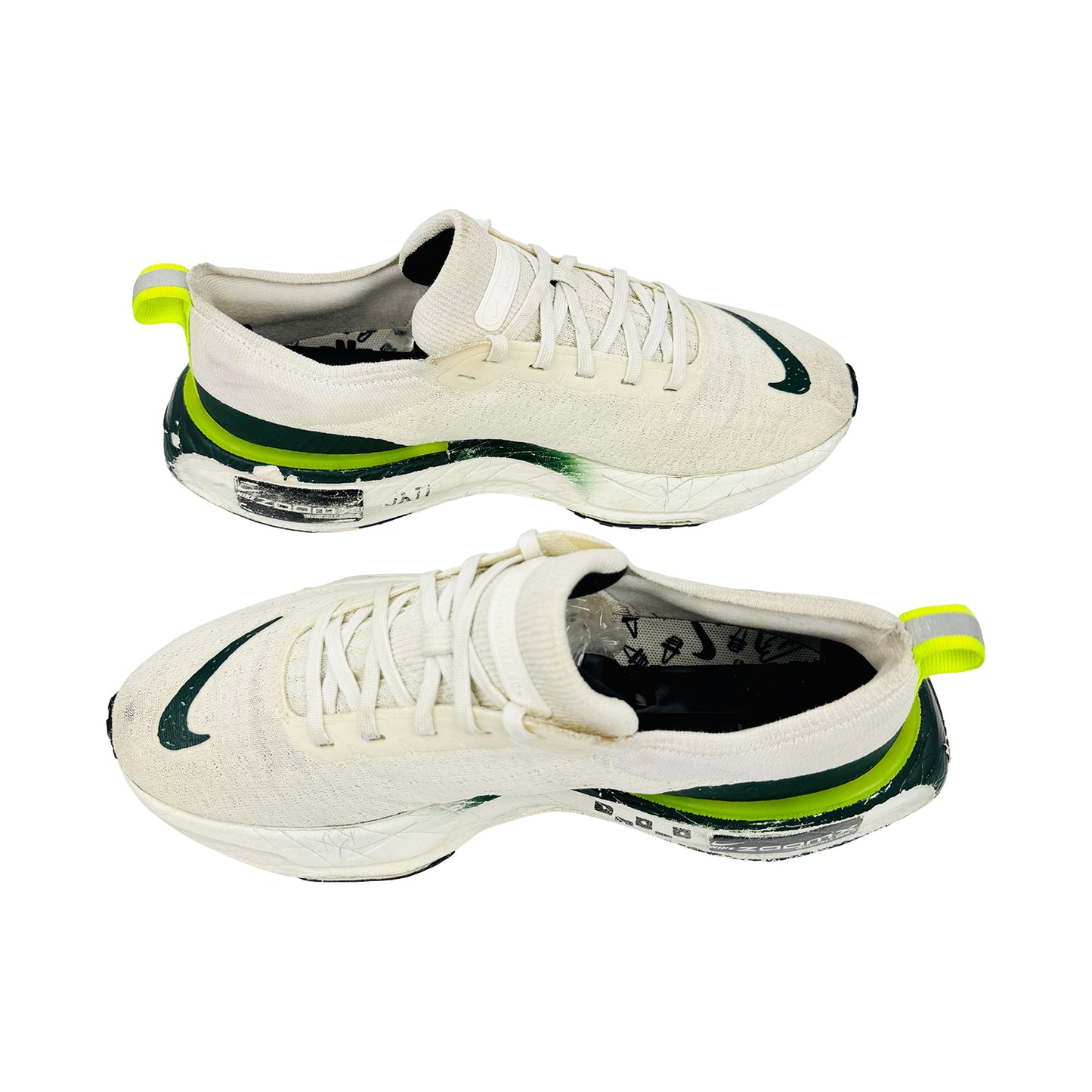 Nike ZoomX Invincible Run Flyknit 3 Shoes (Size 41) - NFZ4018-100