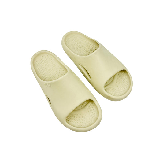 Crocs Mellow Recovery Foam Slides (Size 37/38)