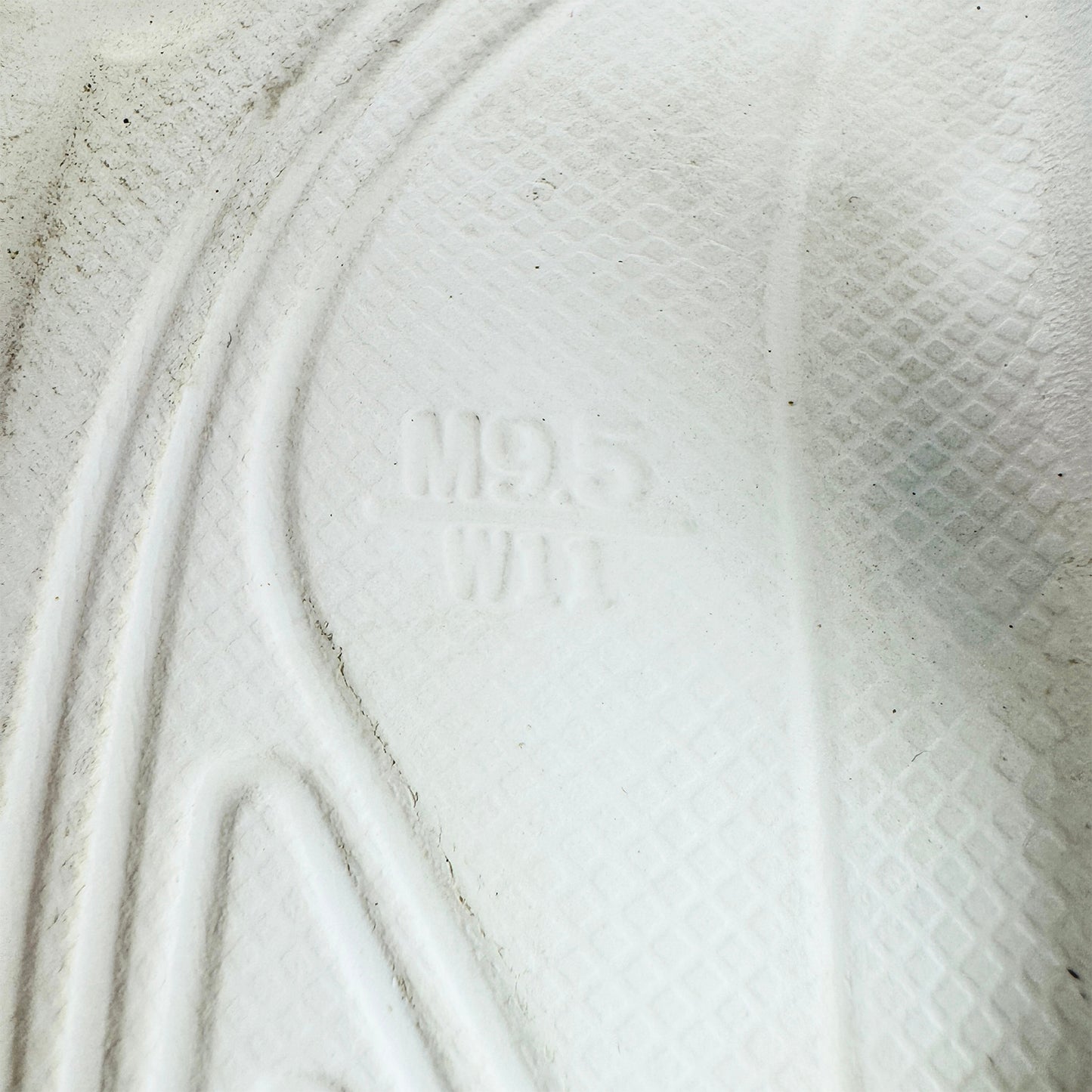 Saucony Cradle 2 White Foam Slippers (Size 41)