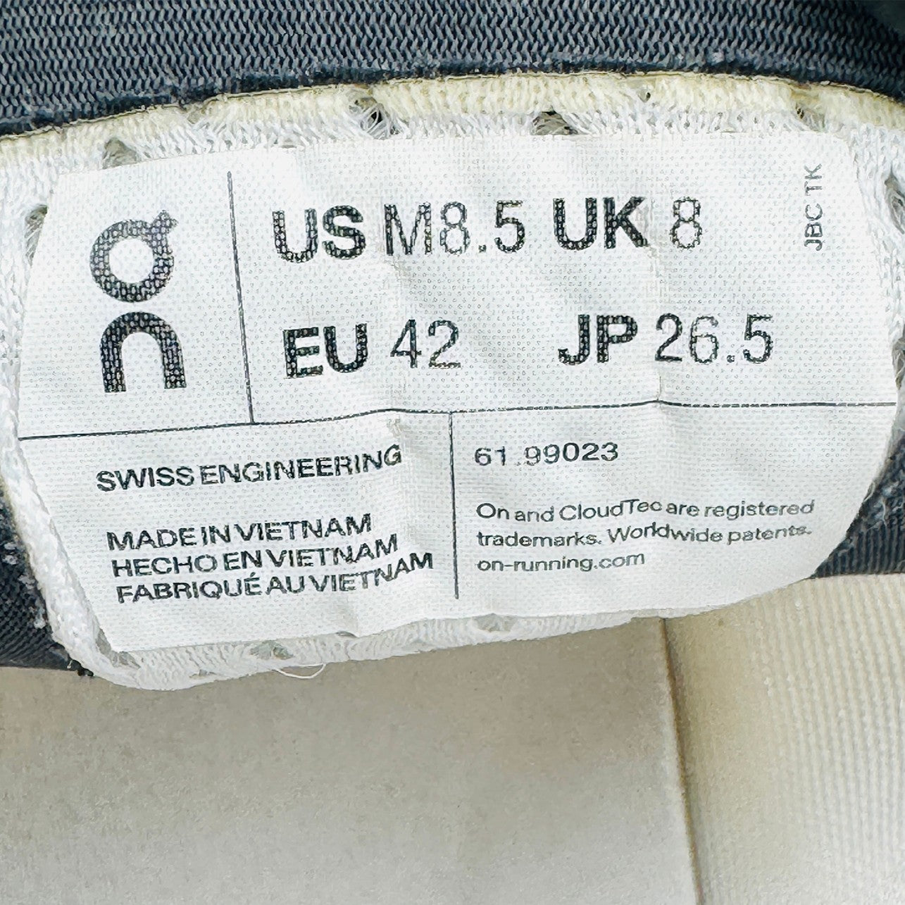 On Running Cloudmonster Shoes (Size 42) - 61.99023