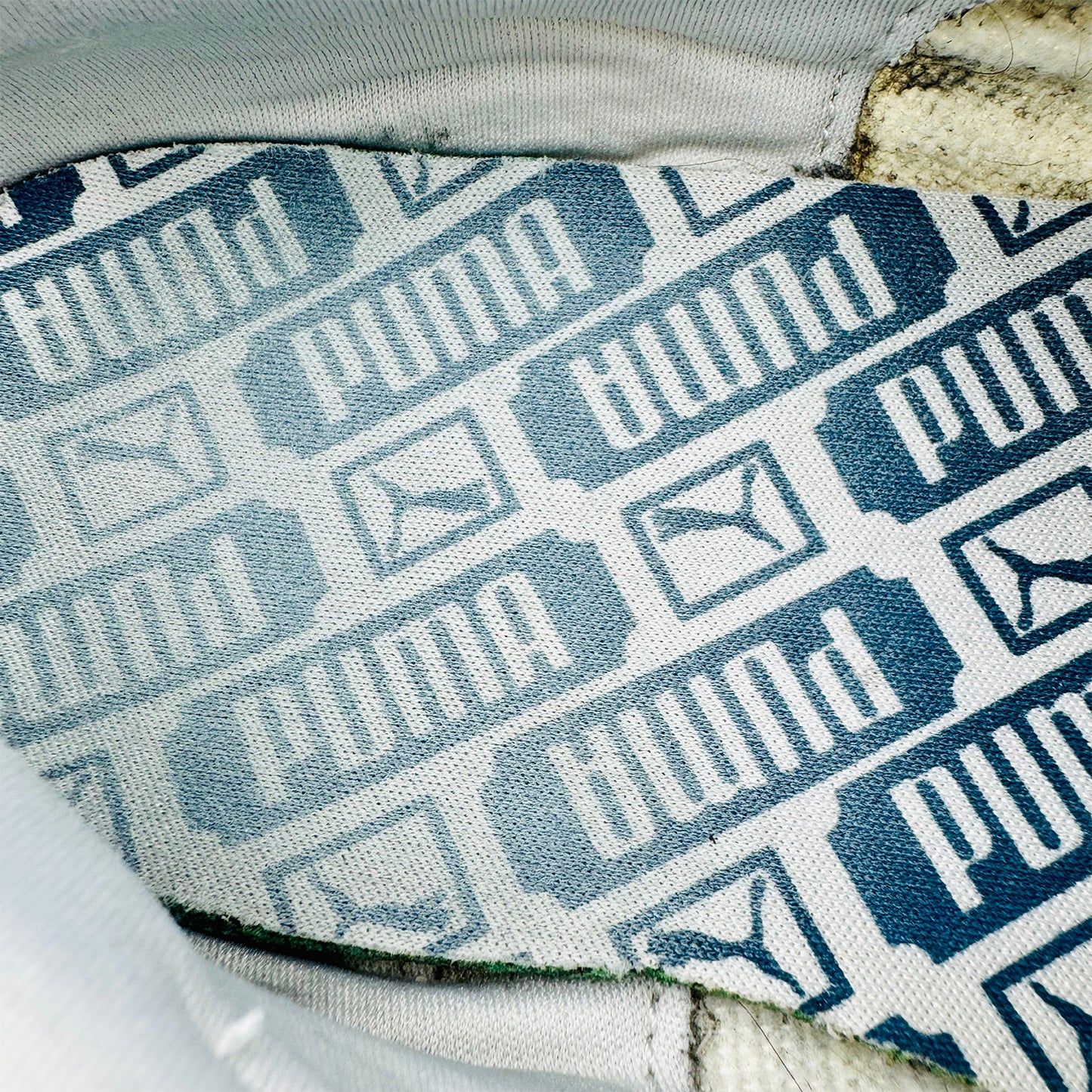 Puma Whirlwind Classic Sneakers (Size 43) - 351293-99