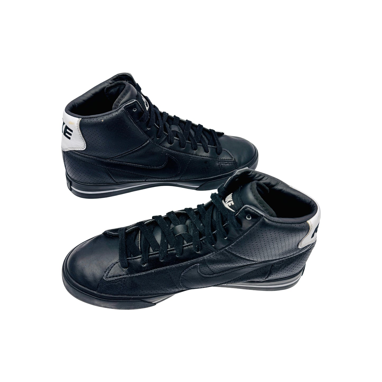 Nike Blazer Mid Leather Sneakers (Size 41) - 354701-004