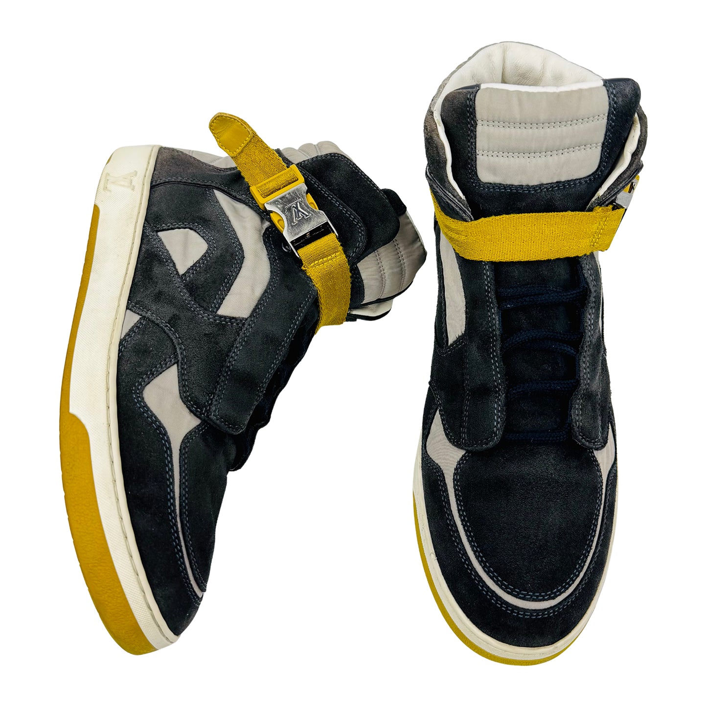 Louis Vuitton Slipstream Italian Sneakers (Size 40/40.5) - GO0193