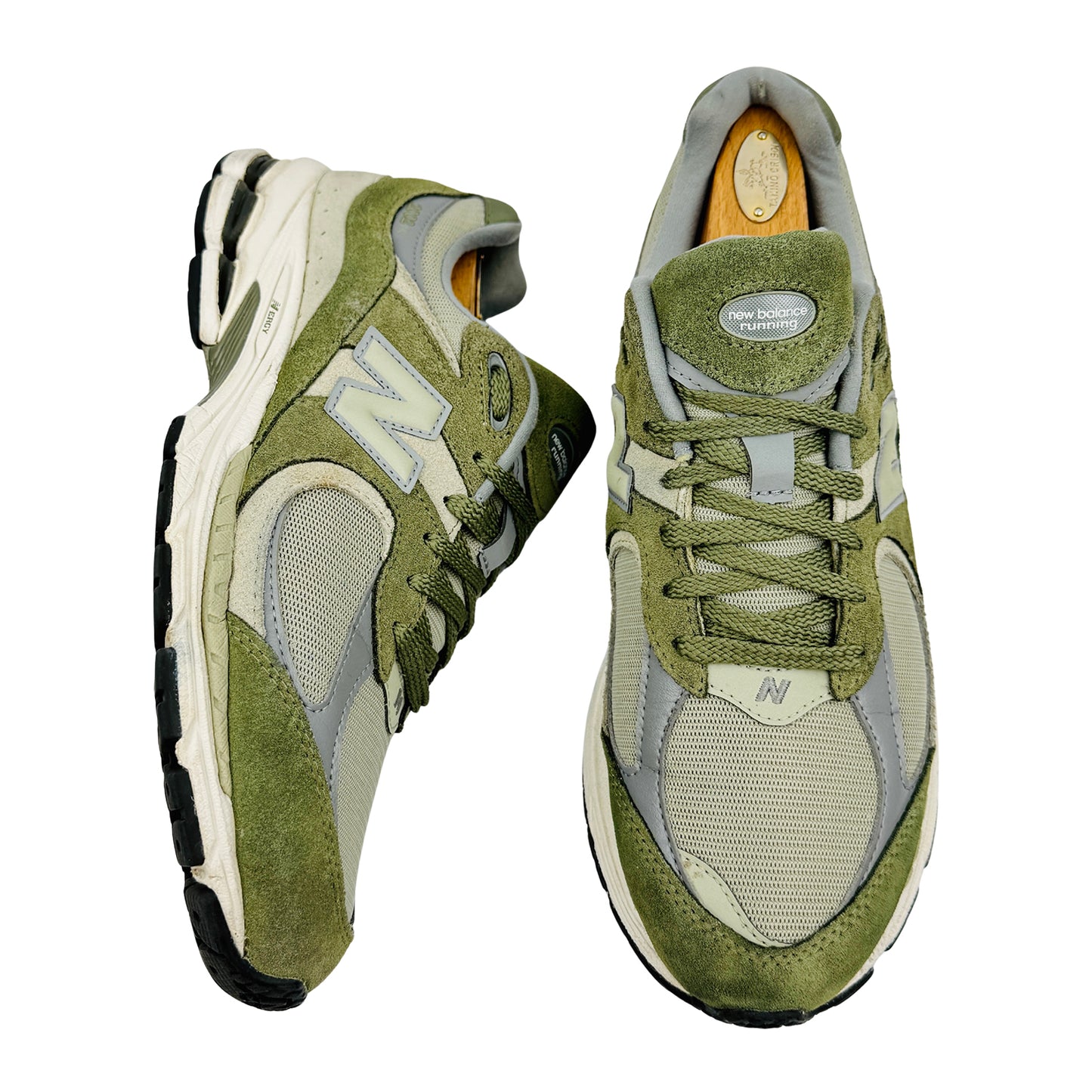 New Balance 2002R Shoes (Size 43) - U2002RCA