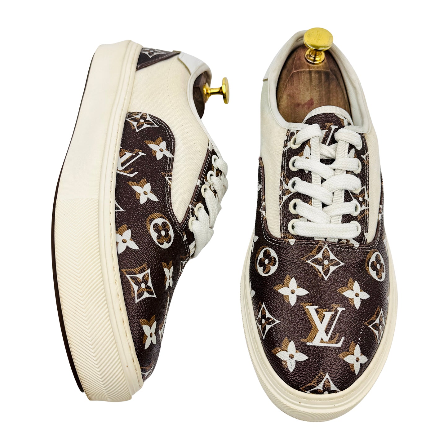 Louis Vuitton Men's Trocadero Sneakers (Size 41/41.5) - 1A5AUQ