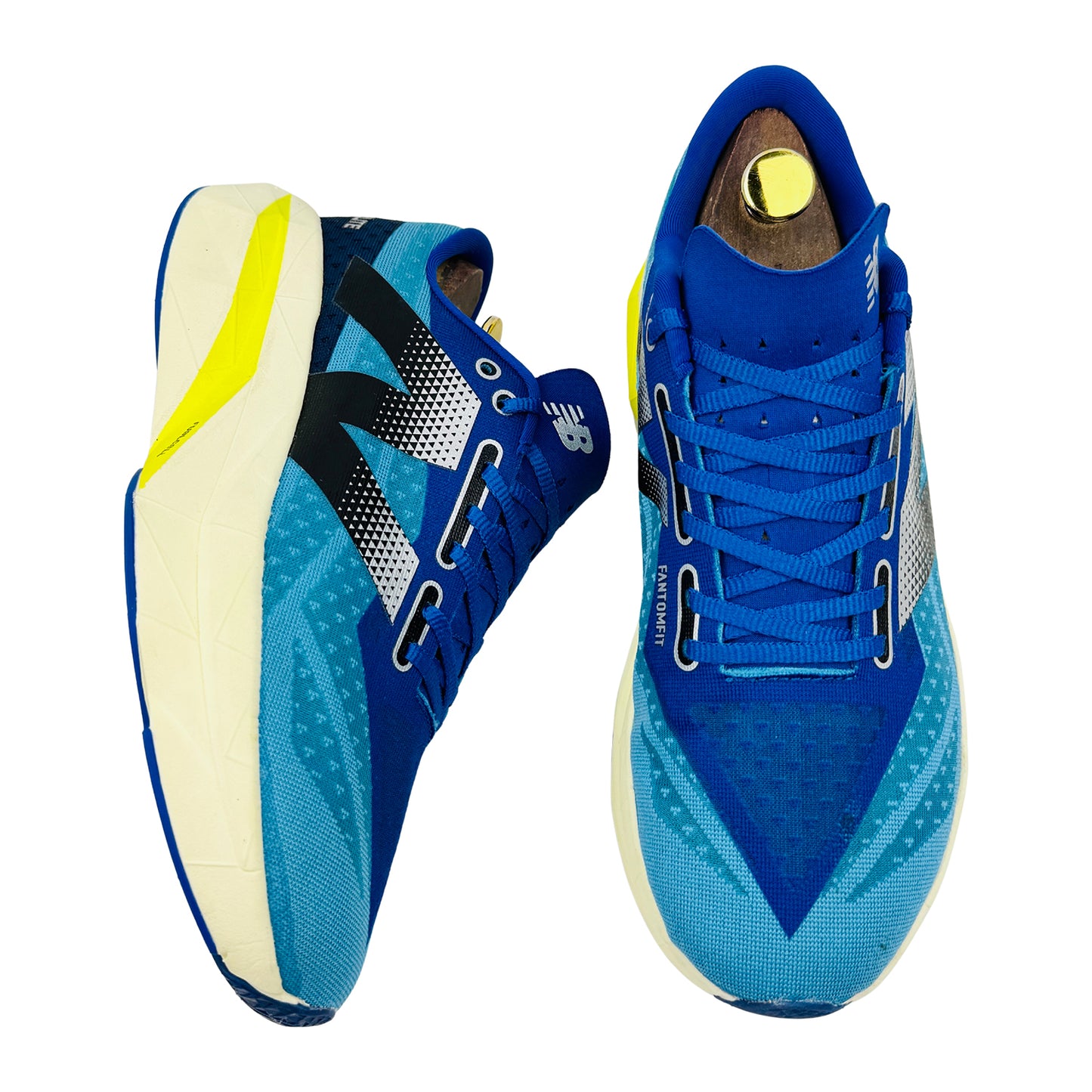 New Balance FuelCell SuperComp Shoes (Size 43) - MFCPZST