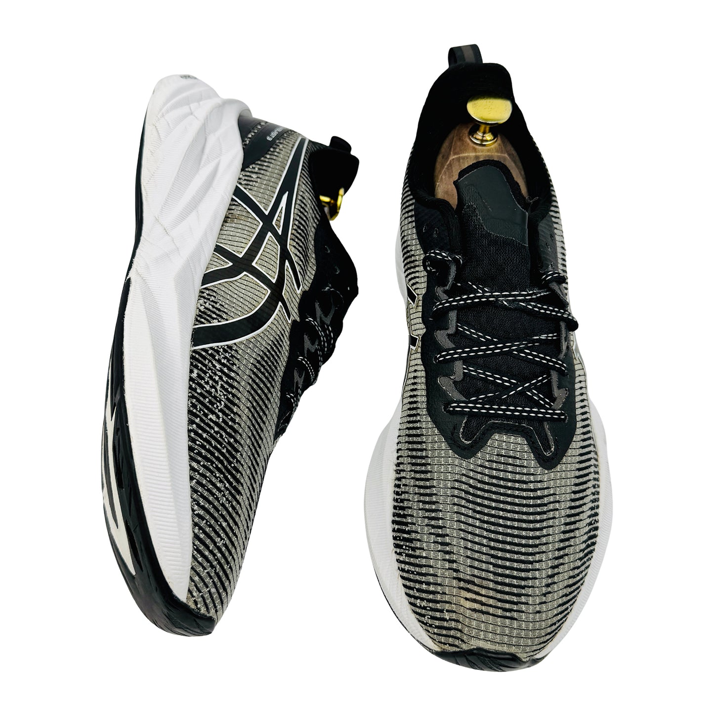 Asics Novablast 3 'Black Graphite' Shoes (Size 41.5) - 1011B591