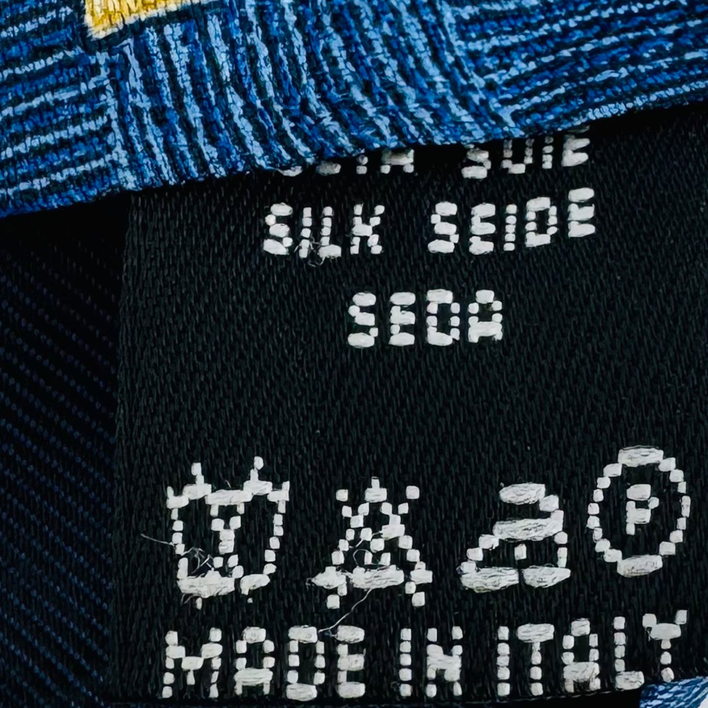 Valentino Blue 'Geometric Woven Pattern' Silk Tie (Size Regular)