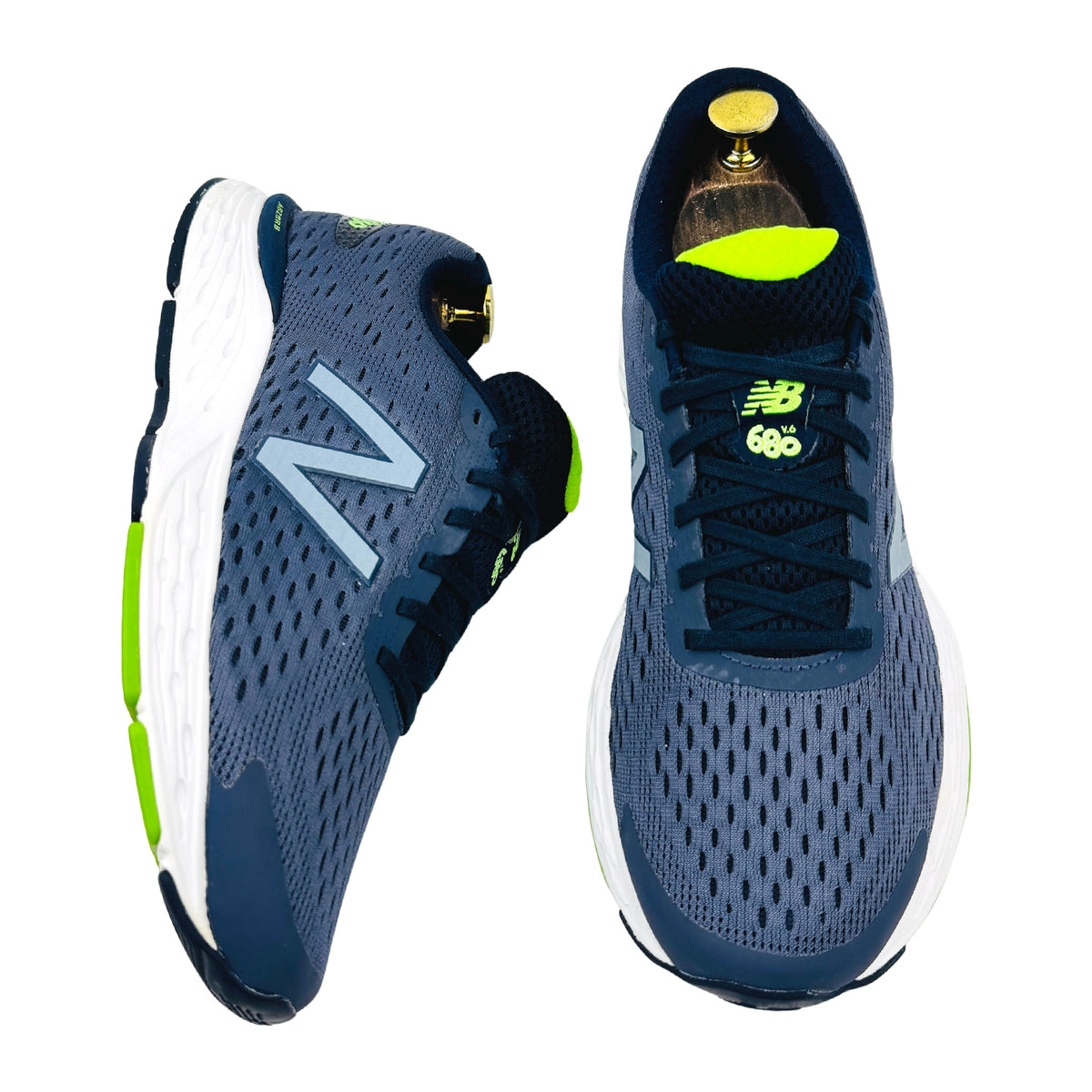 New Balance 680v6 Navy Blue Shoes (Size 43) - M680LN6
