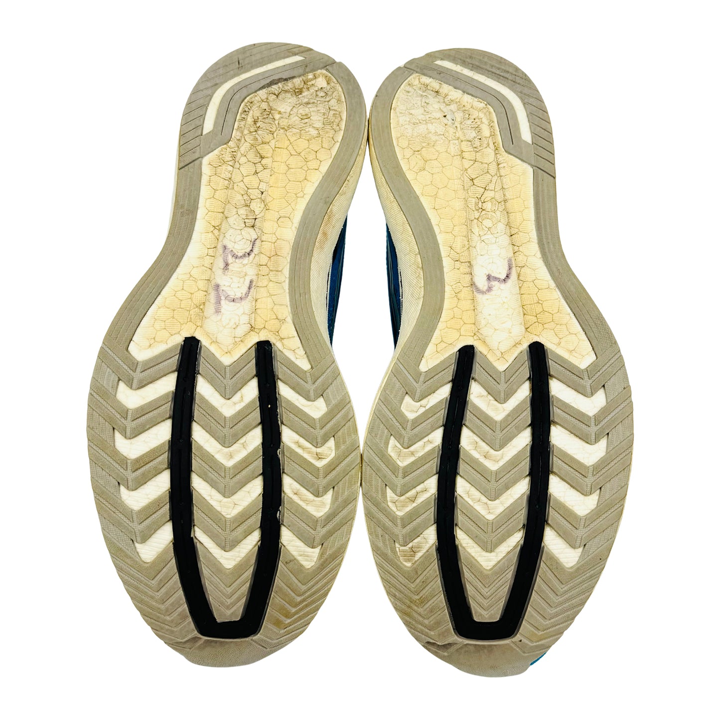 Saucony Endorphin Speed Shoes (Size 42.5) - S20597-45