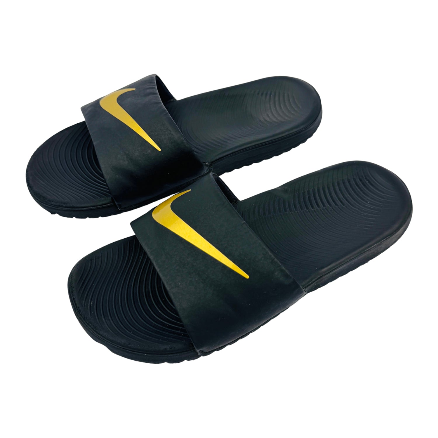 Left Side image of Nike Kawa Big Kid's Black Slippers (Size 37.5/38) - 819352-003