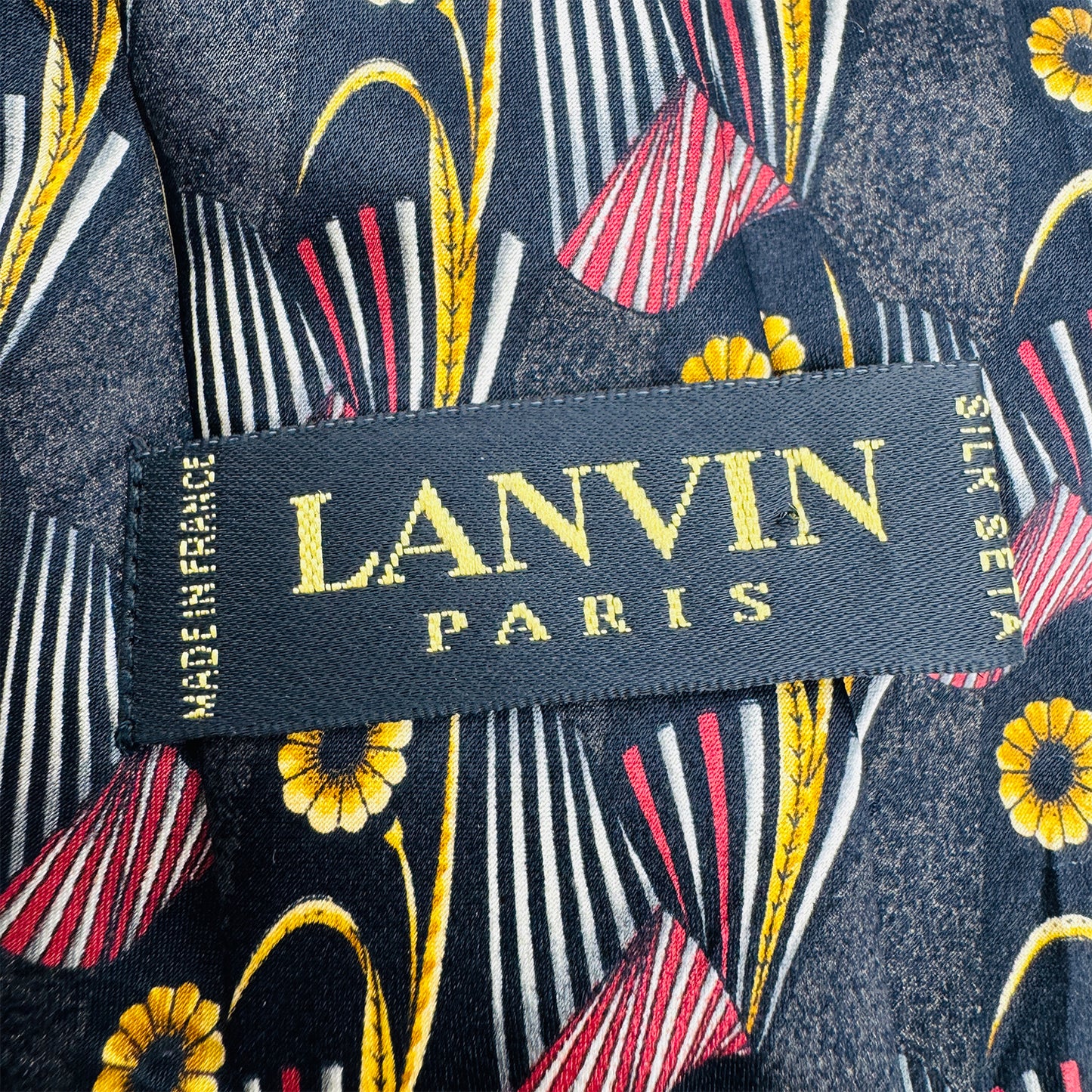 Lanvin Black 'Floral Motifs' Silk Tie (Size Regular)