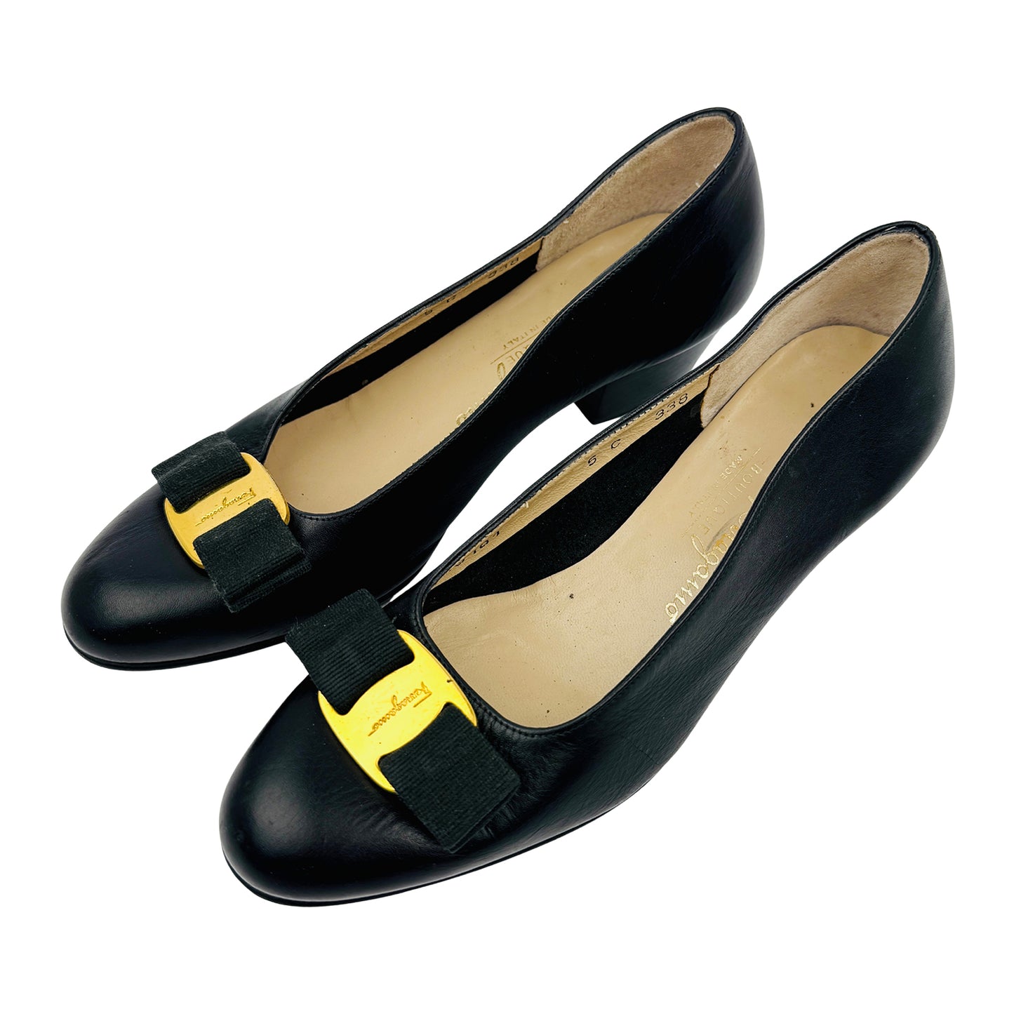 Salvatore Ferragamo Women's Vara Bow Pump Shoes (Size 36)