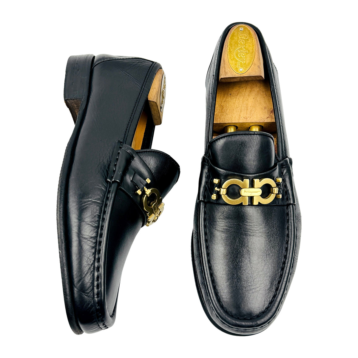 Salvatore Ferragamo Gancini Bit Leather Loafers (Size 40/40.5) - UR42165