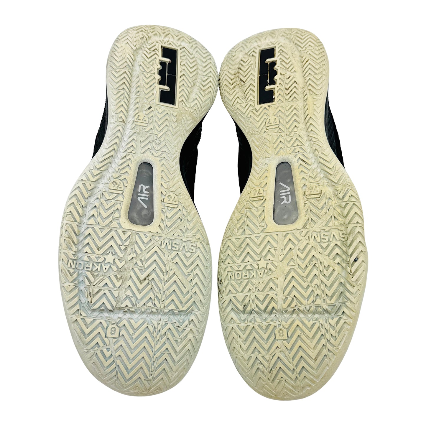 Nike LeBron Witness 3 Sneakers (Size 43) - AO4433-001