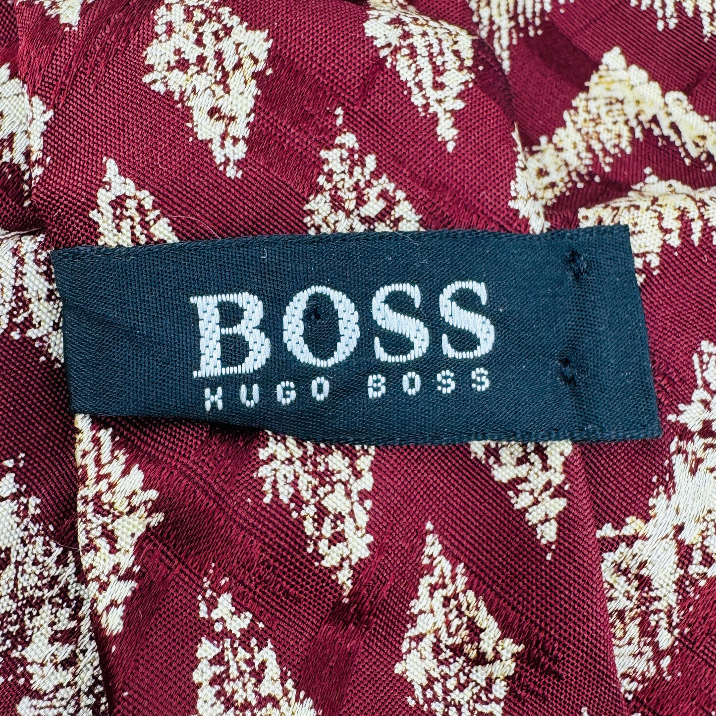 Hugo Boss Deep Red 'Zigzag Pattern' Silk Tie (Size Regular)