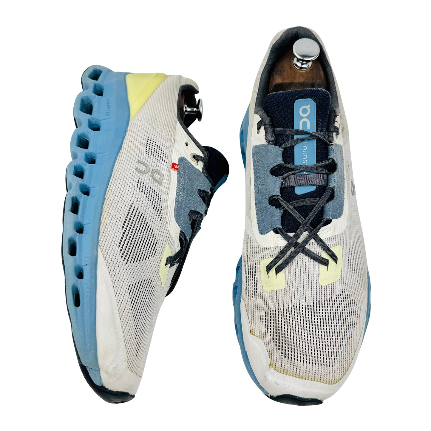 On Running Men's Cloudstratus Shoes (Size 44.5) - 39.98659