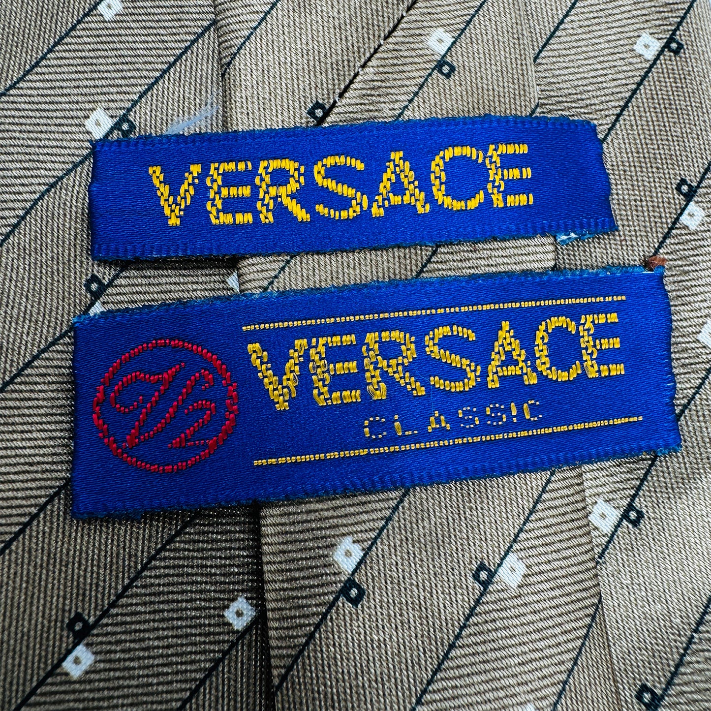Versace Gold 'Geometric Dot Motifs' Silk Tie (Size Regular)