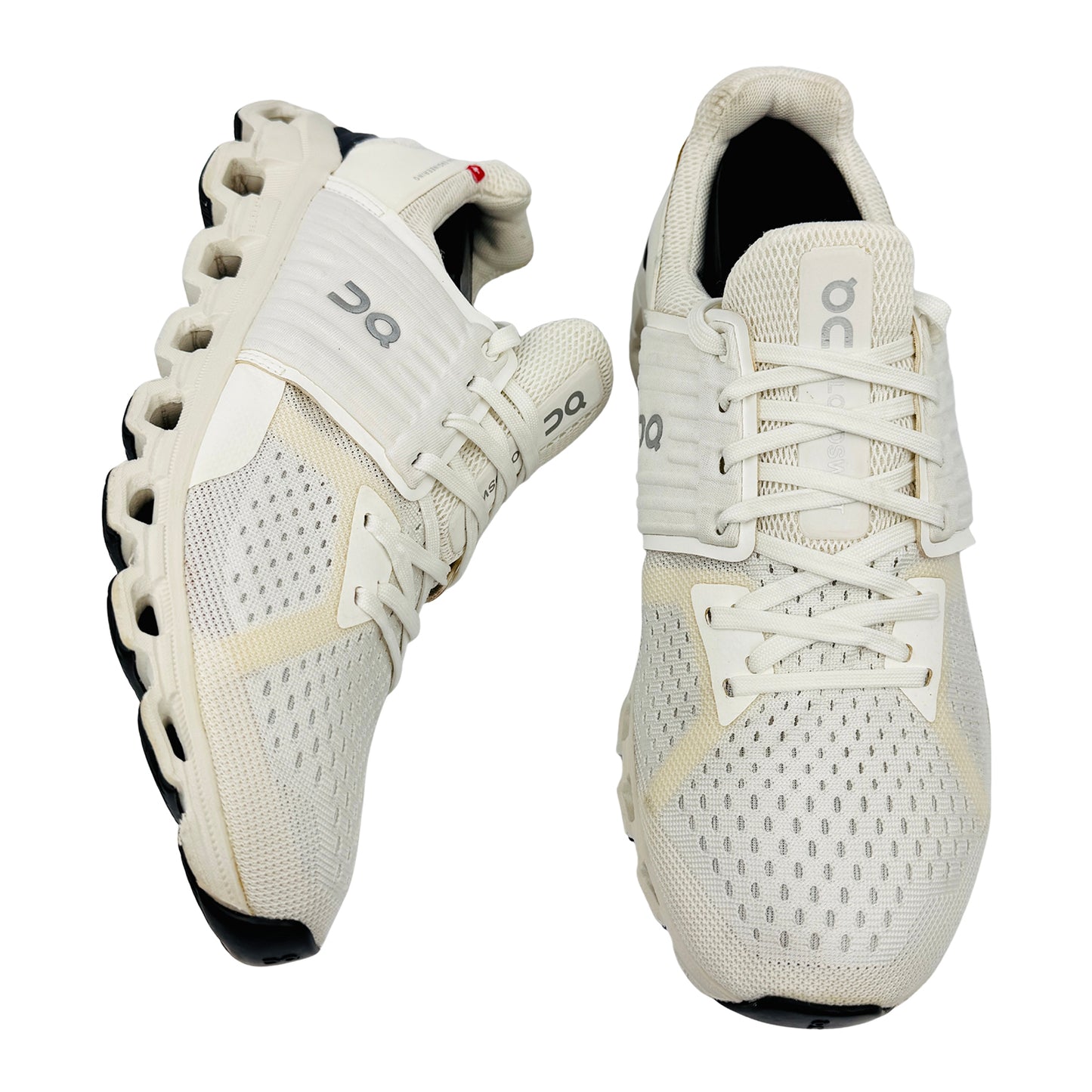 On Running Cloudswift White Shoes (Size 40.5) - 41.98923