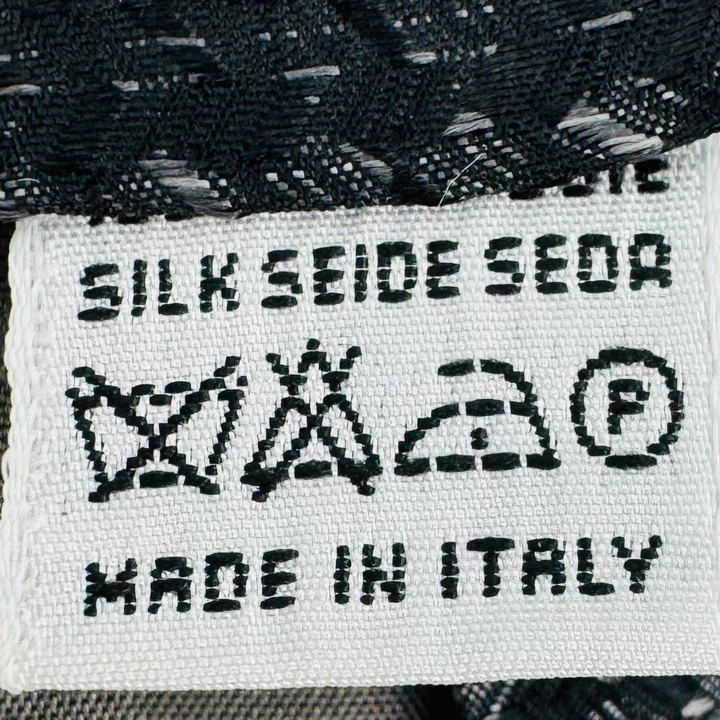 Valentino Black 'Grey Micro Pattern' Silk Tie (Size Regular)