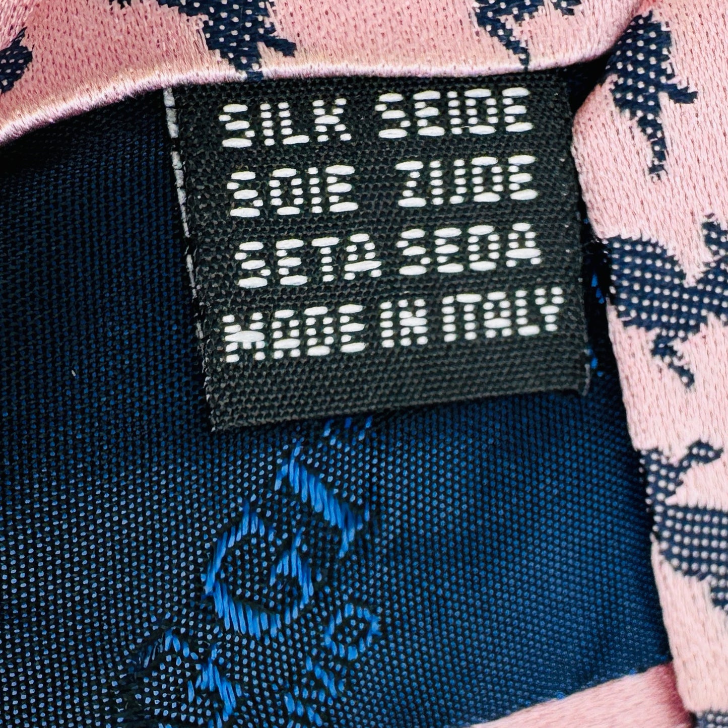 Boggi Milano Light Pink 'Black Rabbit Pattern' Tie (Size Regular)