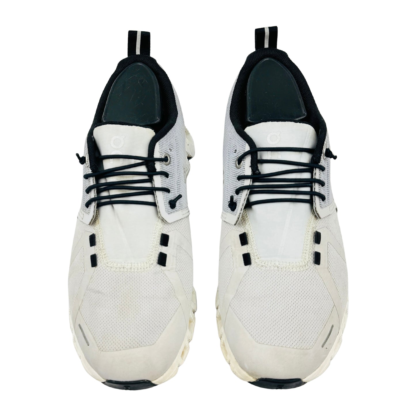 On Running Cloud 5 Waterproof Shoes (Size 38) - 59.98837
