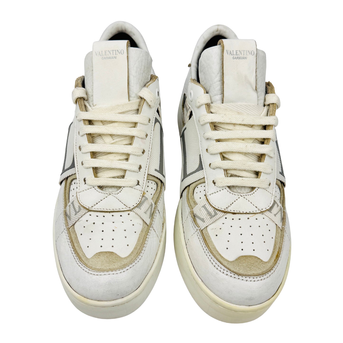 Valentino Garavani VL7N Cut-Out Low-Top Sneakers (Size 39/39.5)