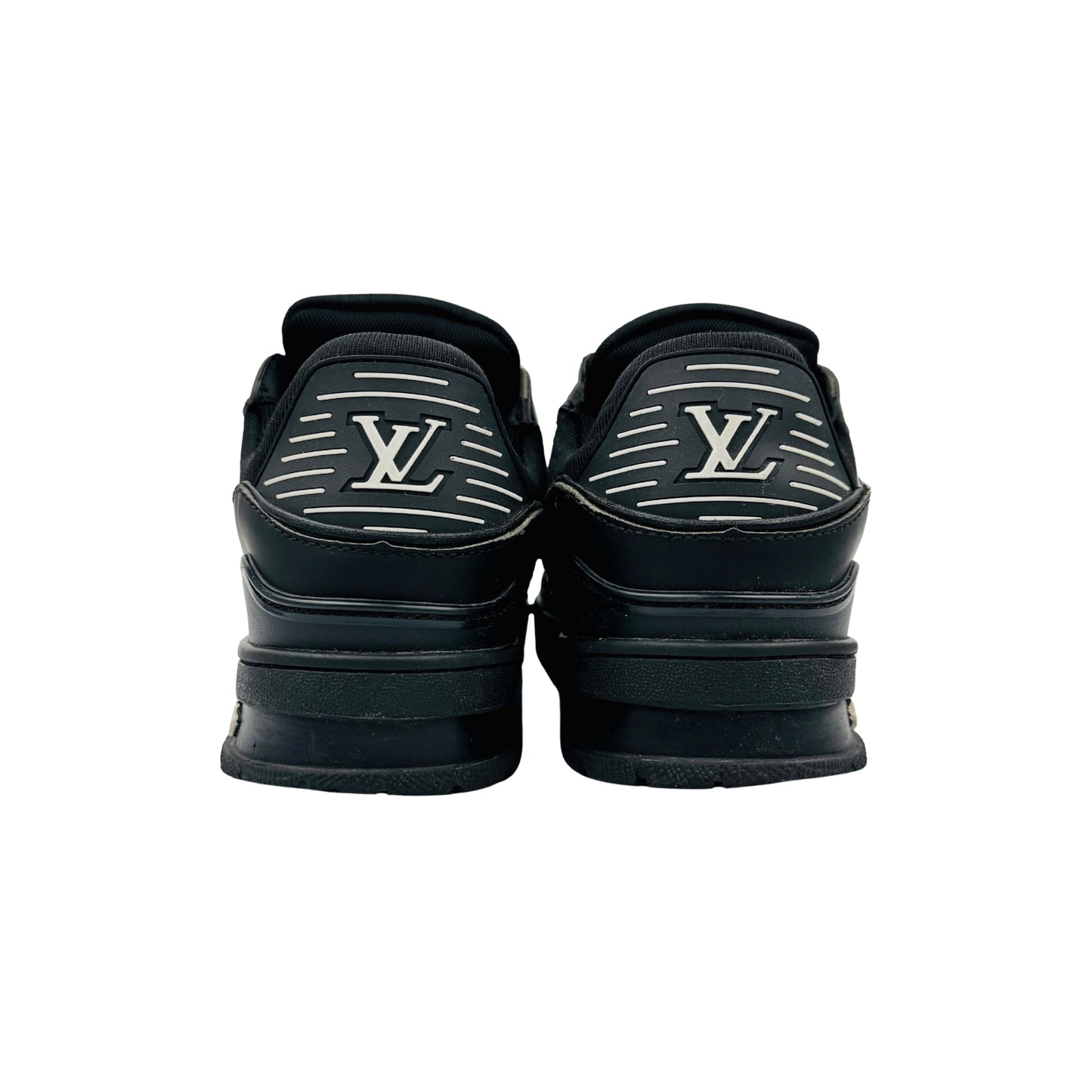 Louis Vuitton Men's Trainer Sneakers (Size 40) - 1AAREY