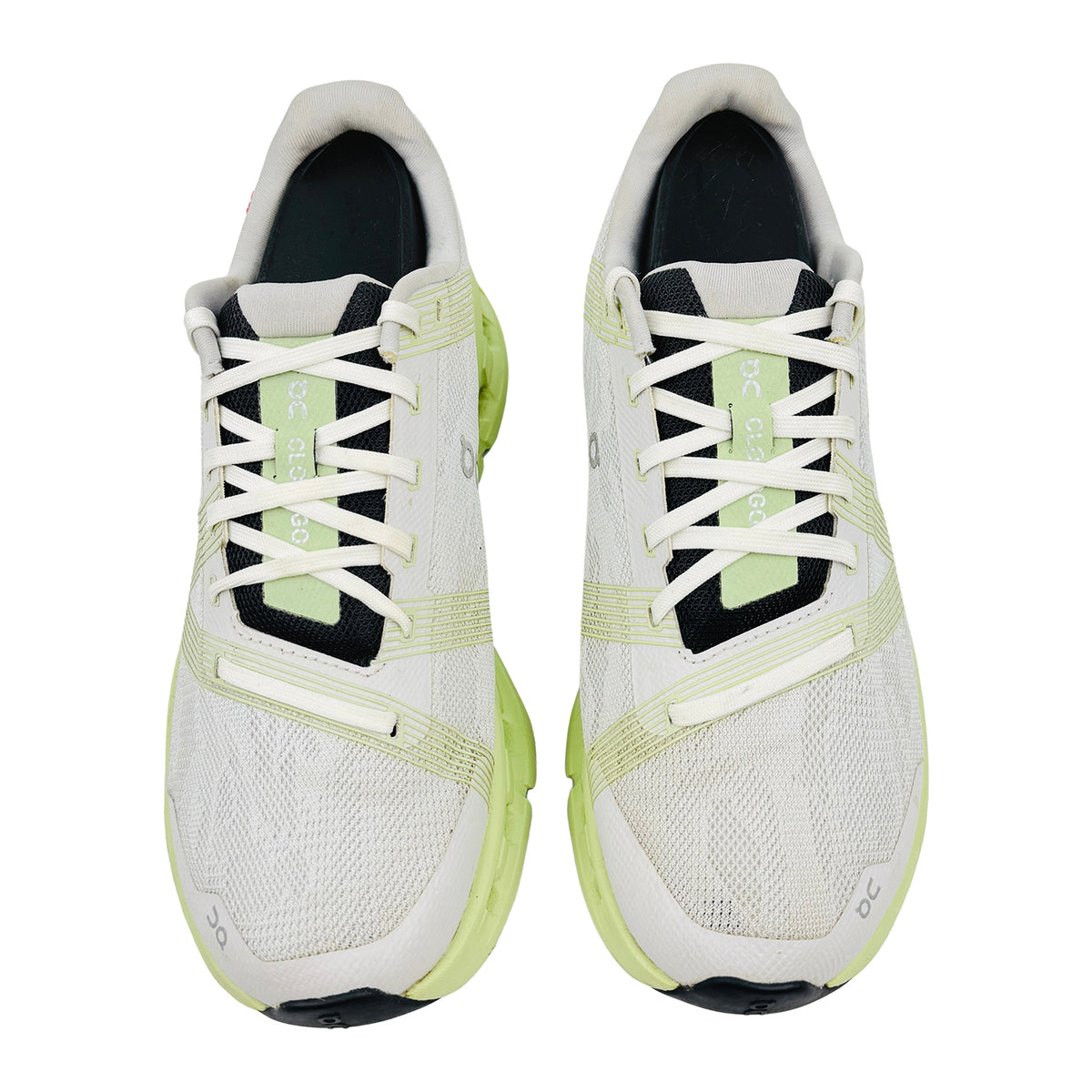 On Cloudgo Running White Shoes (Size 39) - 55.98624
