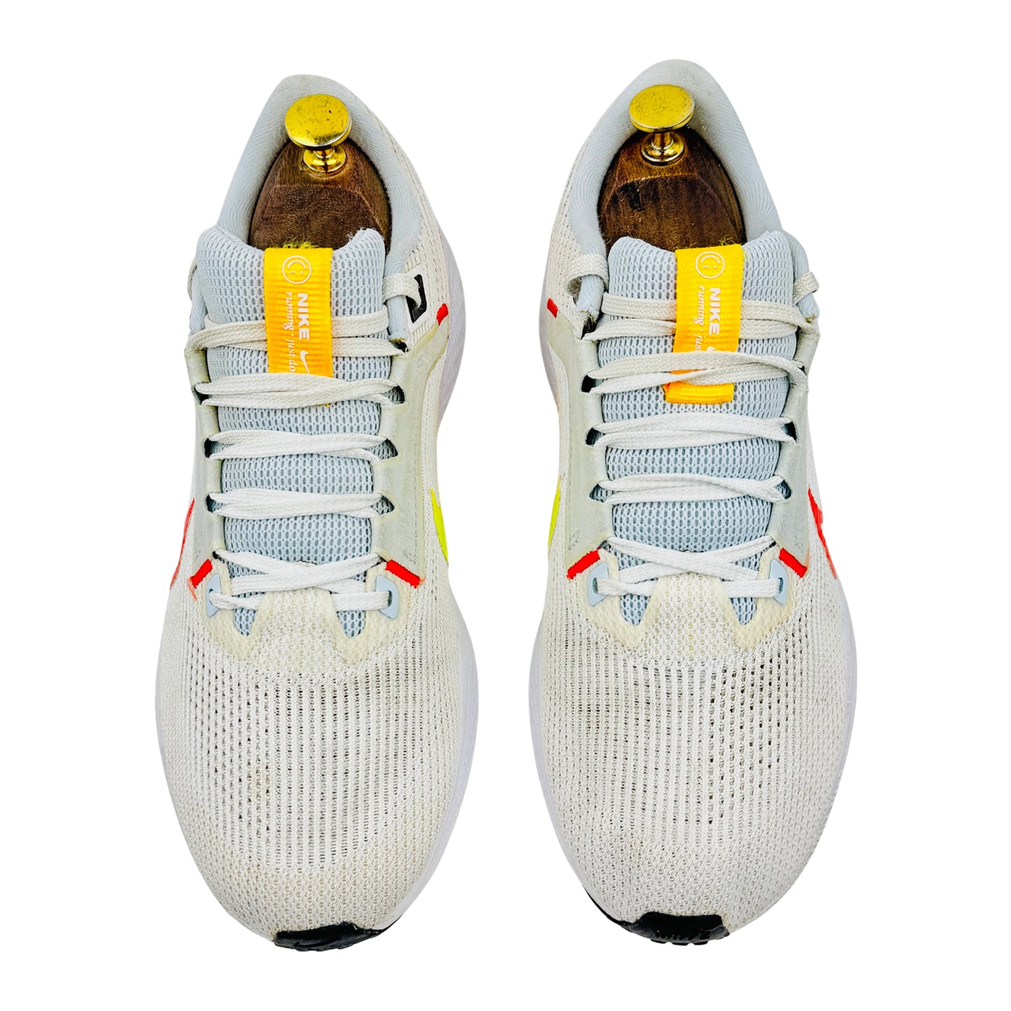 Nike Pegasus 40 White Shoes (Size 42) - DV3854-102