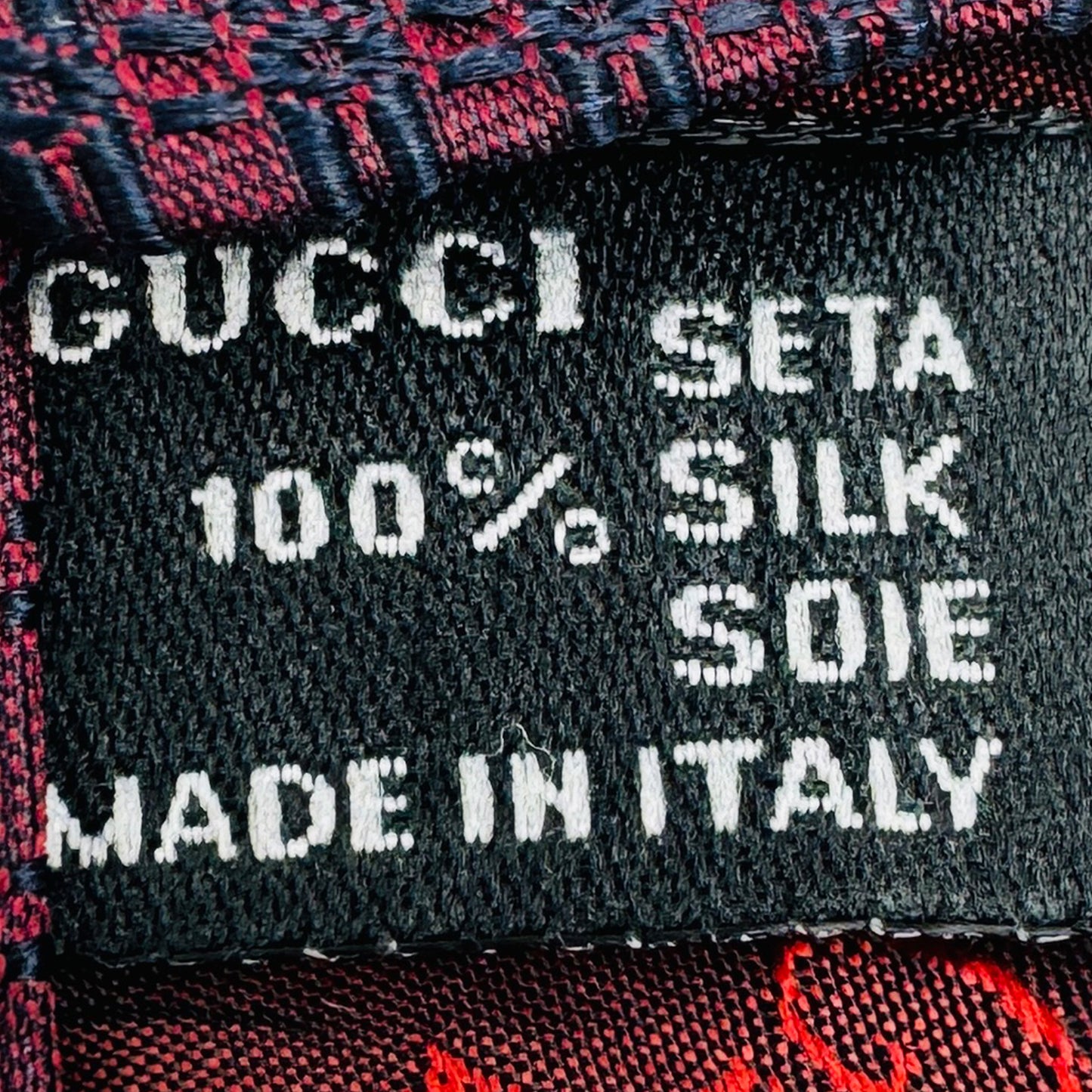 Gucci Burgundy 'Geometric Pattern' Silk Tie (Size Regular)