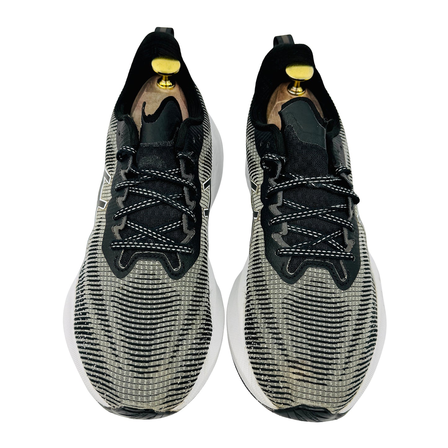 Asics Novablast 3 'Black Graphite' Shoes (Size 41.5) - 1011B591