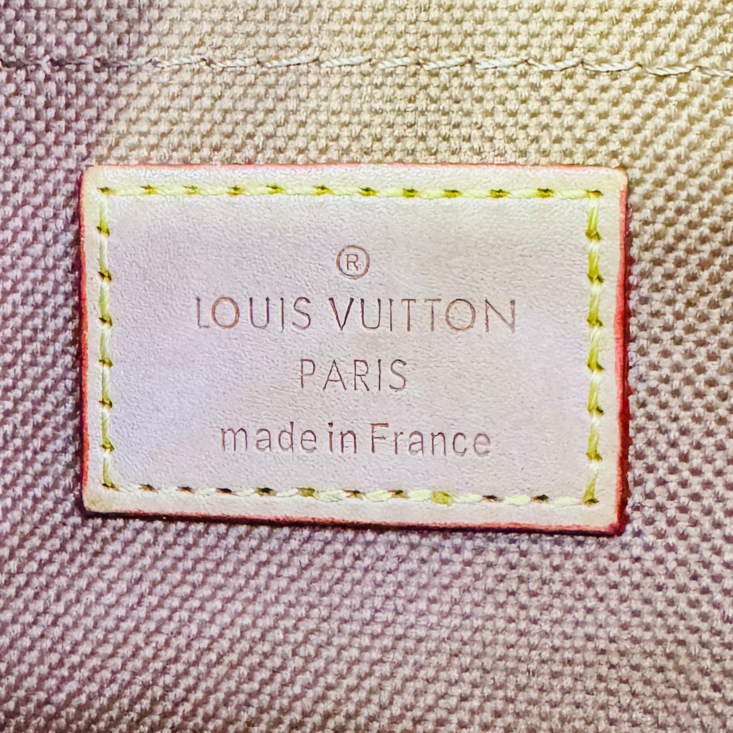 Louis Vuitton Multi Pochette Monogram Canvas Handbag - AR2189