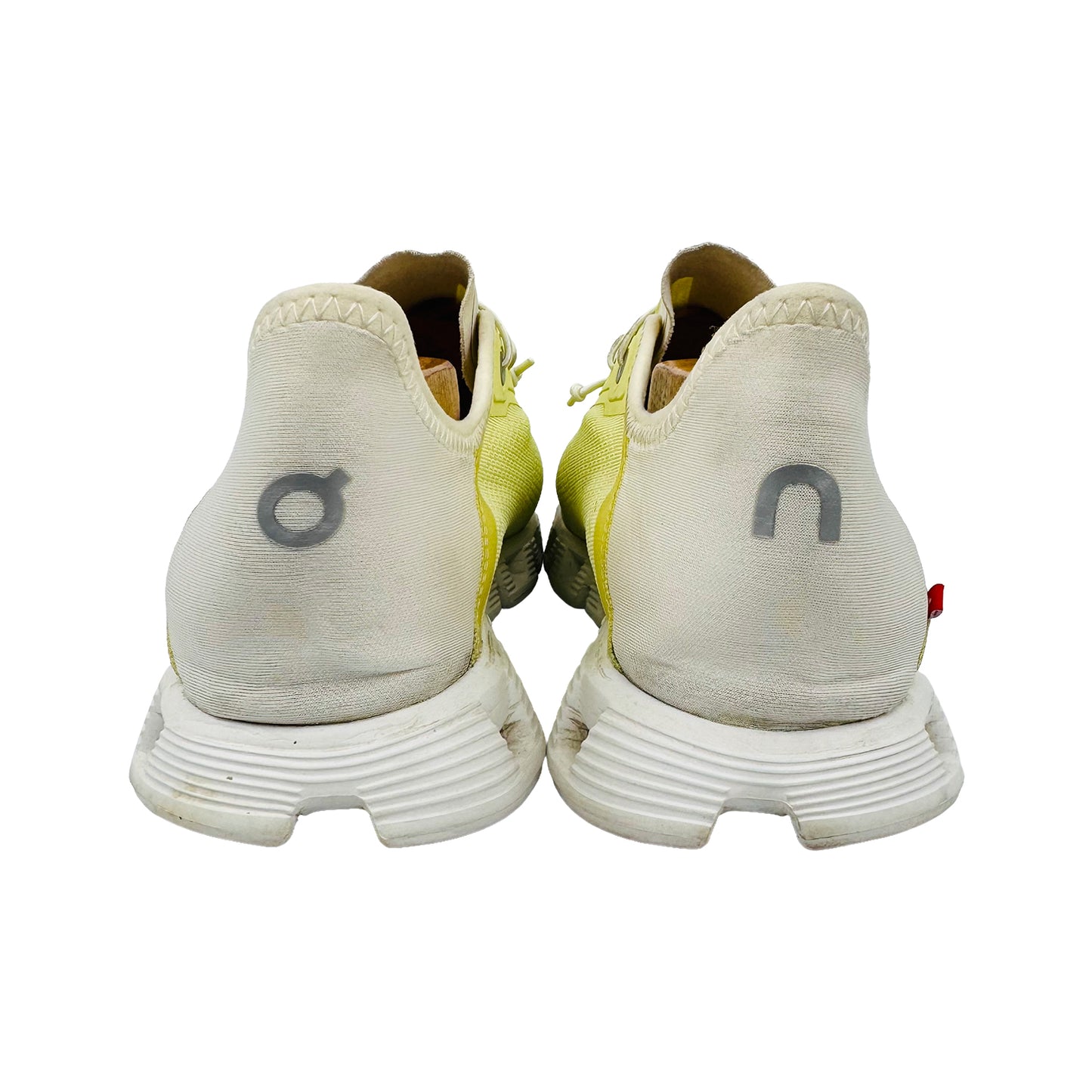 On Cloud 5 'Light Yellow' Shoes (Size 42) - 3MD10531077