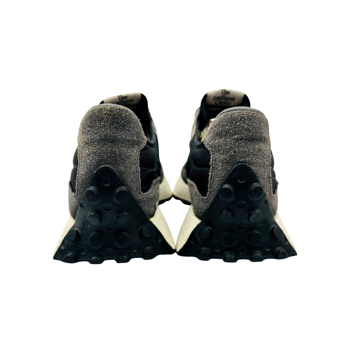 New Balance 327 'Magnet Grey' Shoes (Size 44.5) - MS327FF