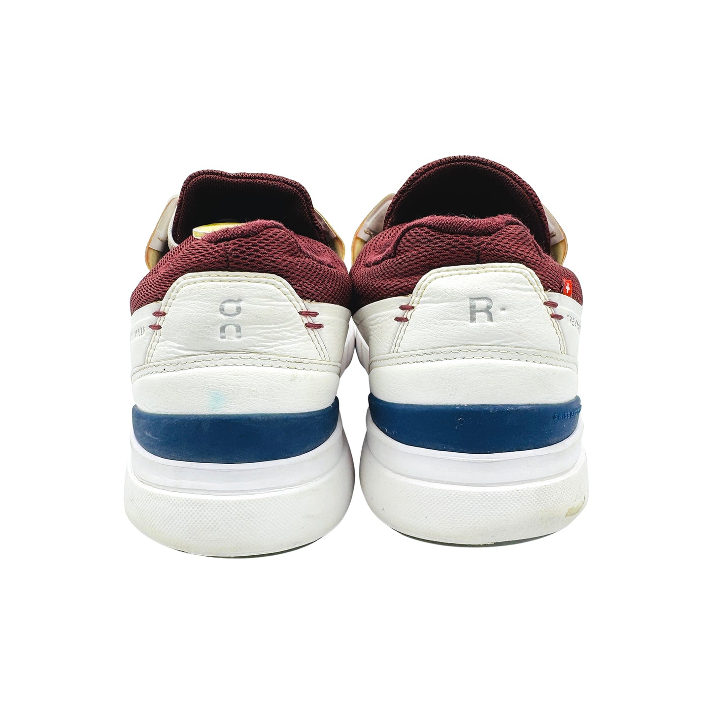 On Running THE ROGER Advantage Sneakers (Size 42) - 48.99151