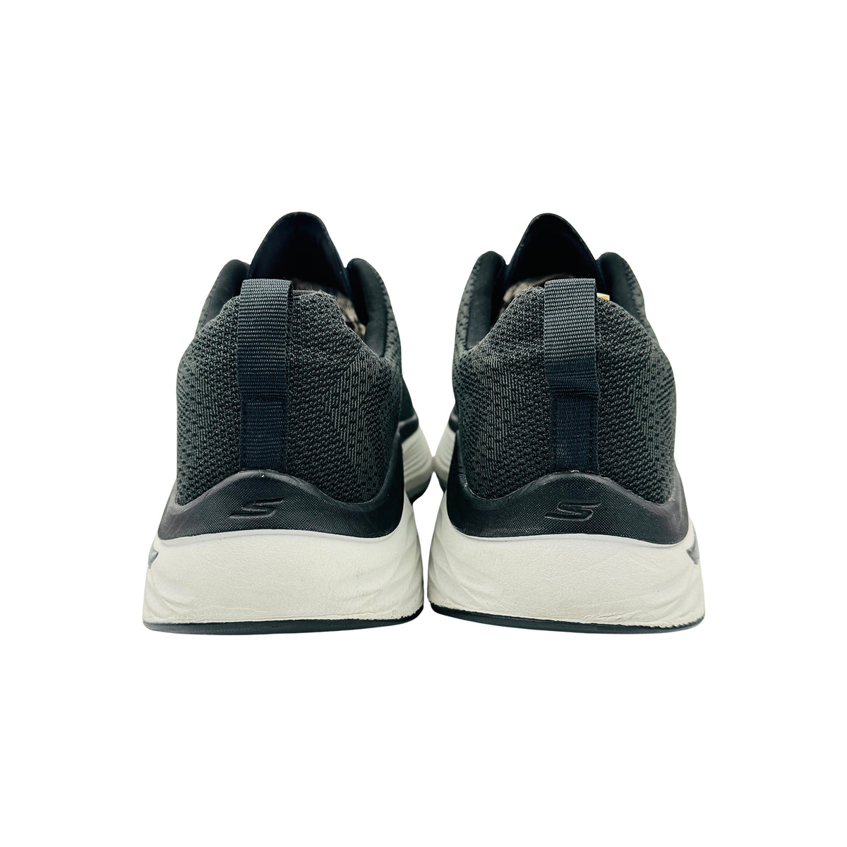 Skechers Max Cushioning Arch Fit – Unifier Shoes (Size 45) - 220338 BKW