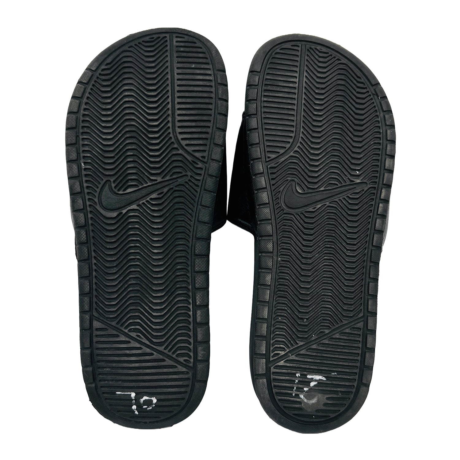Outsole image of Nike Women's Benassi JDI Slippers (Size 39/39.5) - 343881-061