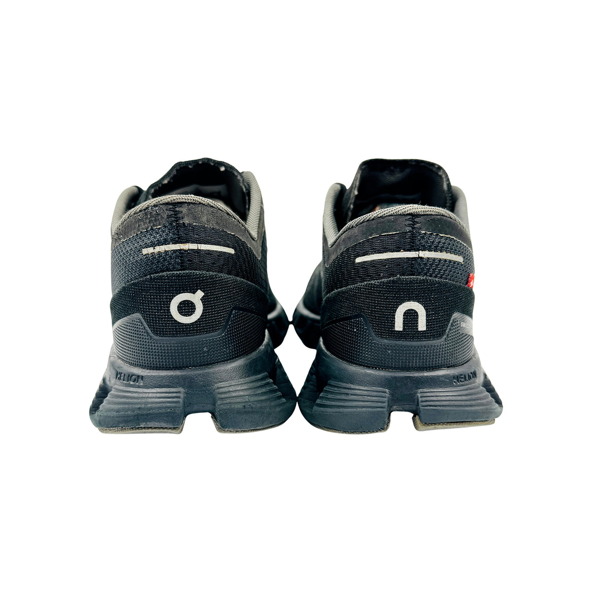 On Running Cloud X Asphalt Shoes (Size 40.5) - 40.99701
